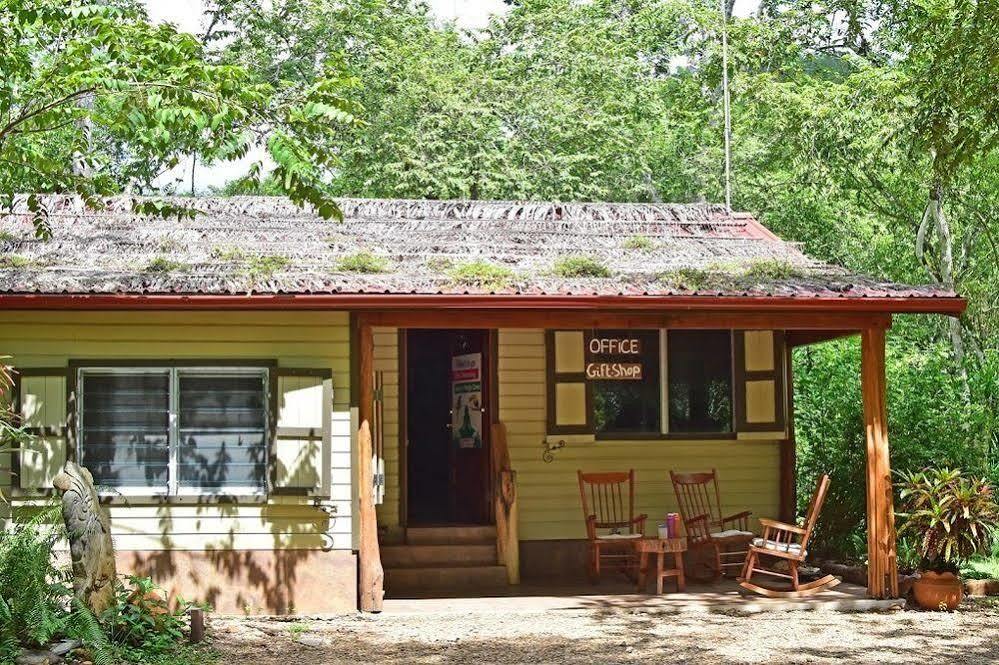 Mystic River Resort San Ignacio Eksteriør bilde