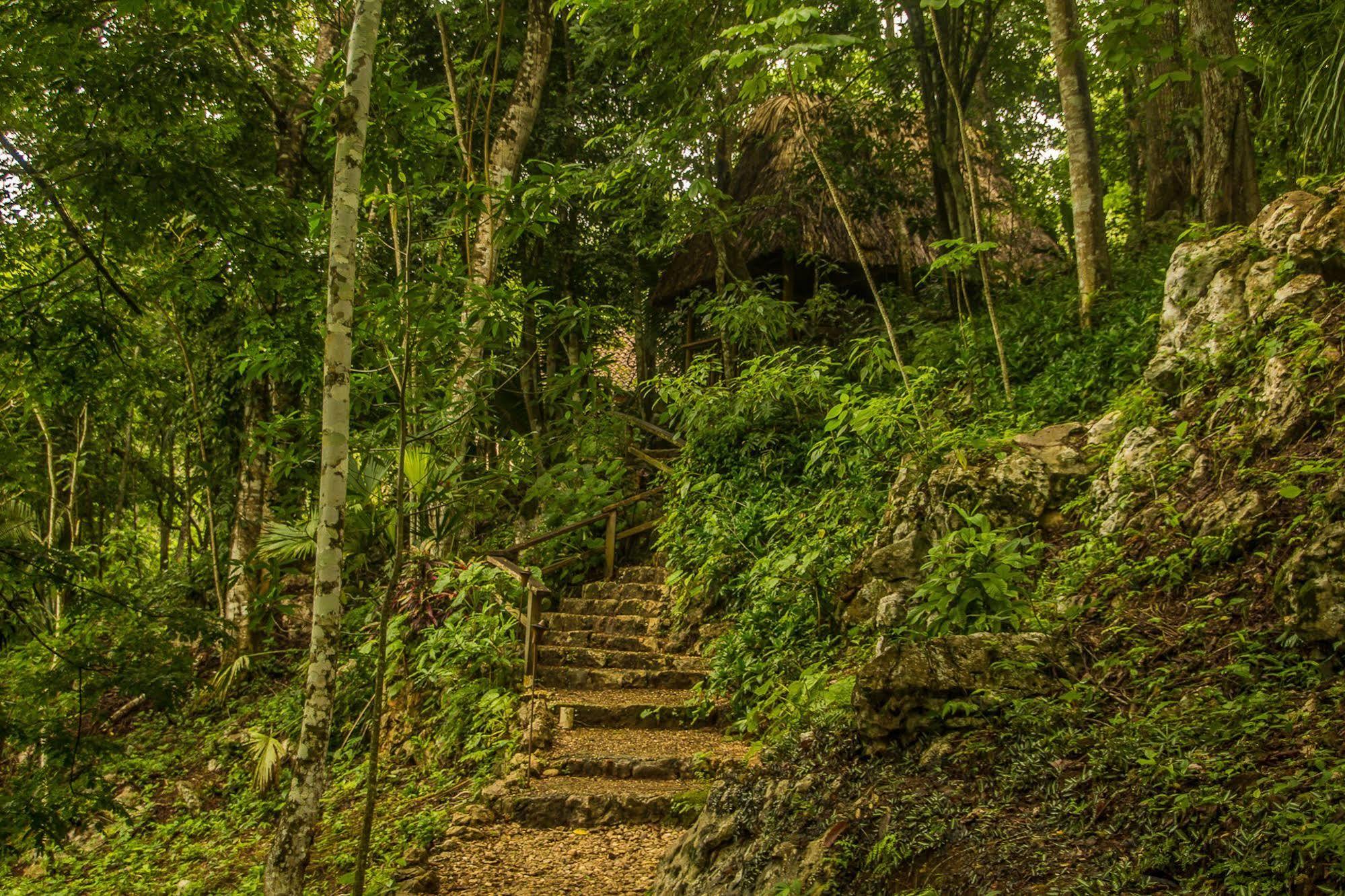 Mystic River Resort San Ignacio Eksteriør bilde