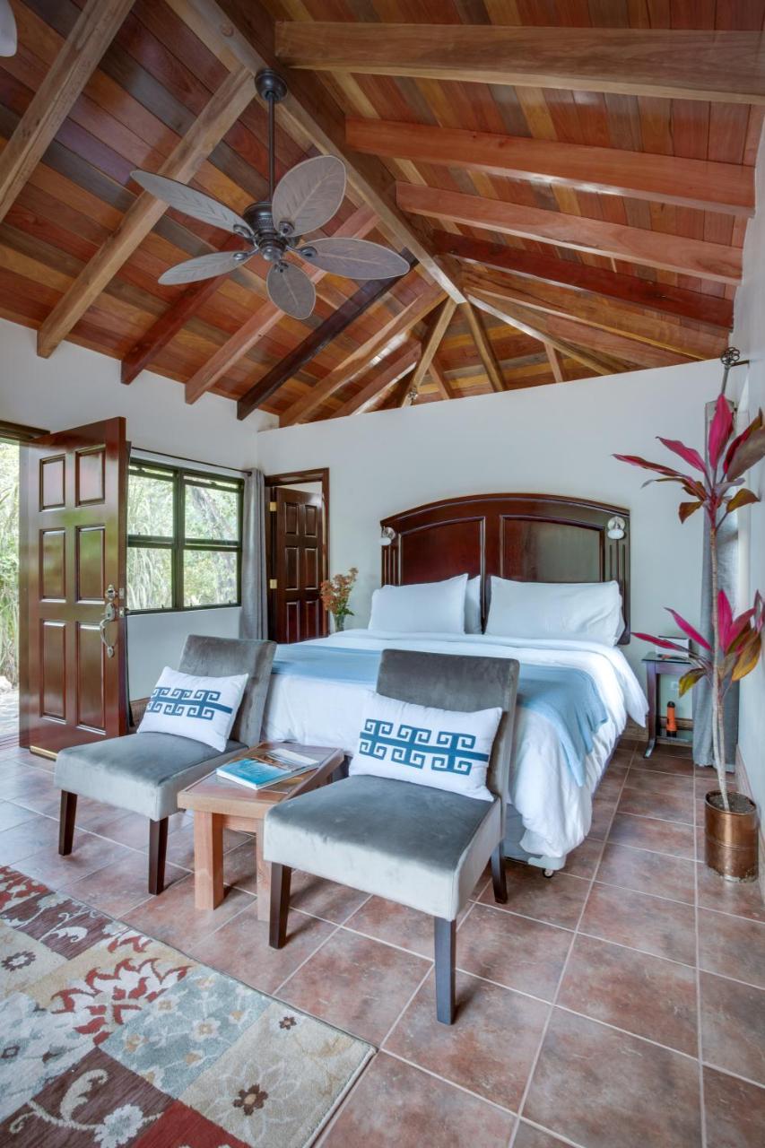 Mystic River Resort San Ignacio Eksteriør bilde